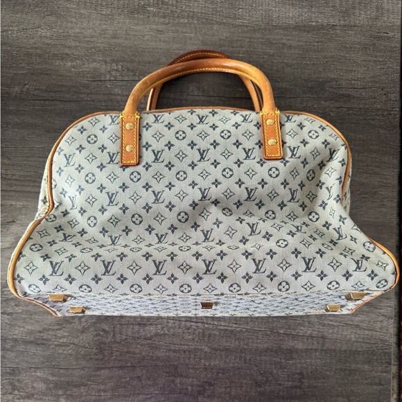 LV Mini Lin Marie 🍸 - Picture 9 of 12